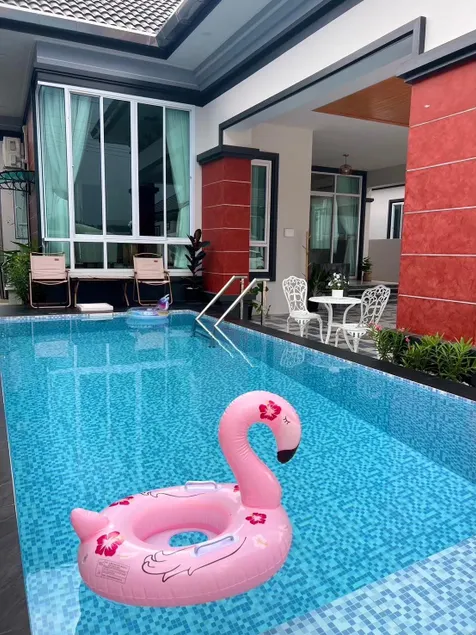 Cherina Pool Villa - Image 1