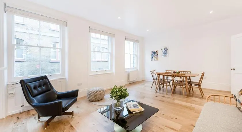 Covent Garden Apartments - Netflix and Nespresso - Image 1