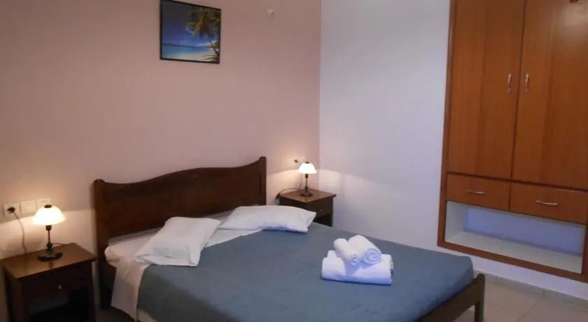 Frosso's Sea Apartments - Image 1