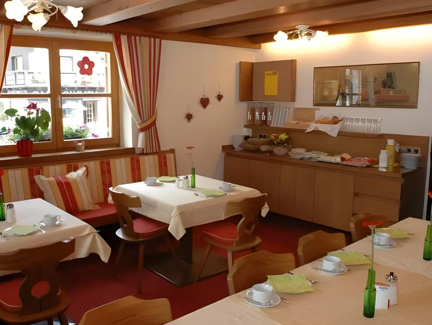 Pension Walserheim - Image 1