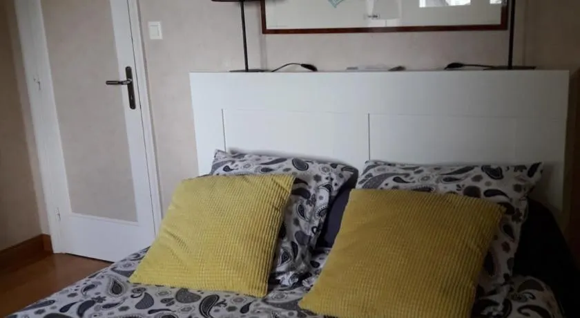 Chambre dans villa - Image 1