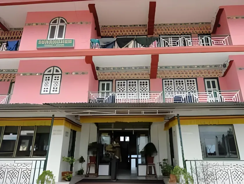 Hotel Sonamchen - Image 1