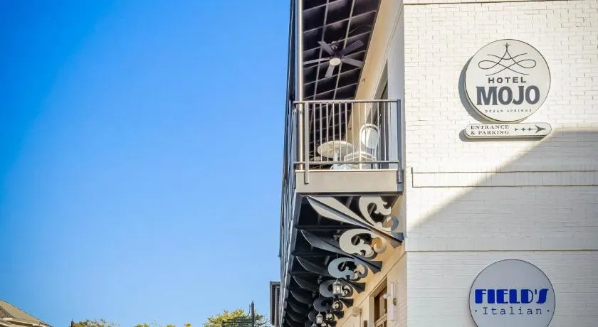 Hotel Mojo - Image 1