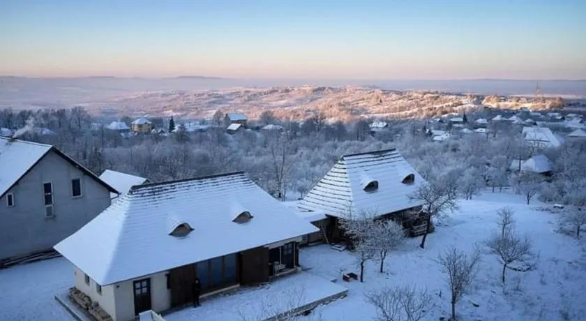 La Șura din Deal - Image 1
