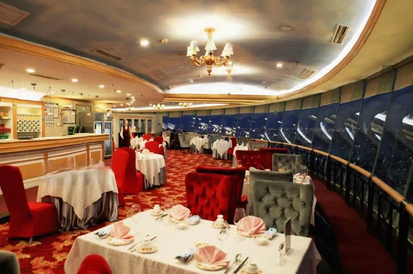 Teda Central Hotel - Image 1