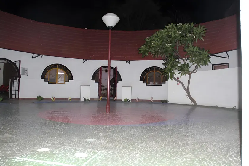 Hotel Tapovan - Image 1