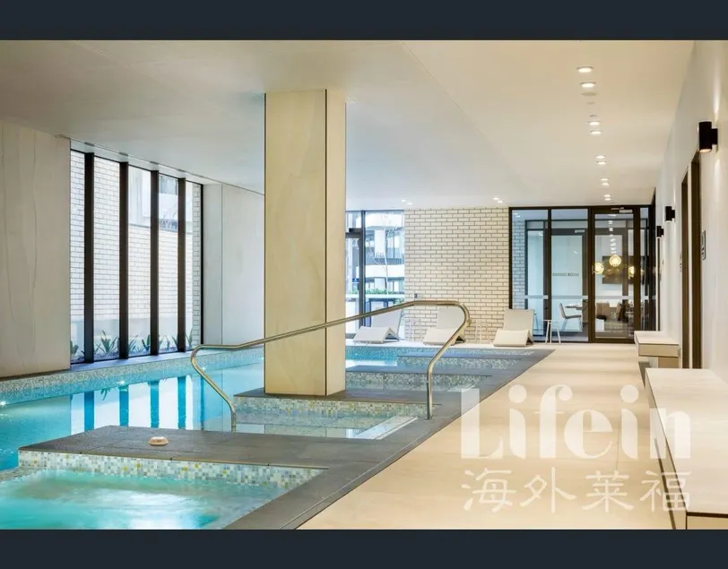 The Executive Garden Residence - Image 1