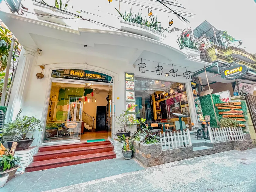 Amy Hostel Hue - Image 1
