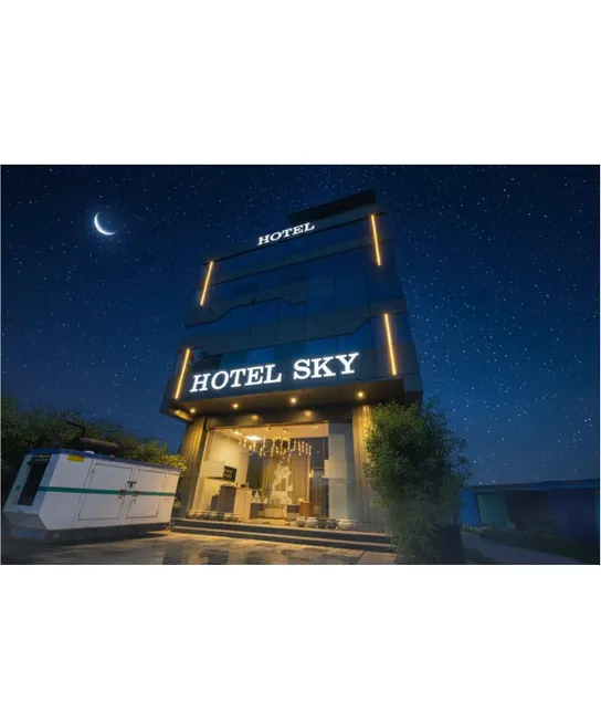 HOTEL SKY LITE - Image 1