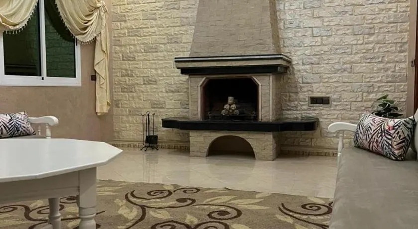 Spacious Family Apartment - Image 1