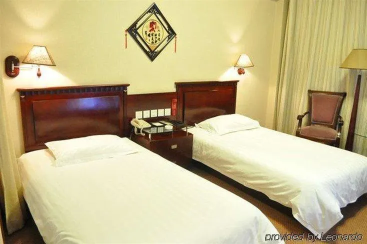 Shanxi Huayuan Hotel - Image 1