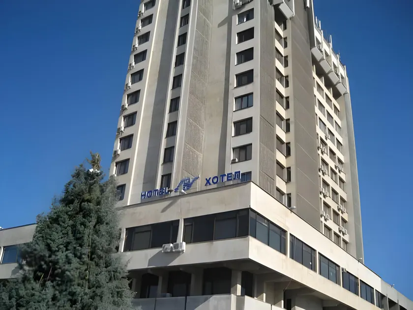 SPS Hotel - Image 1