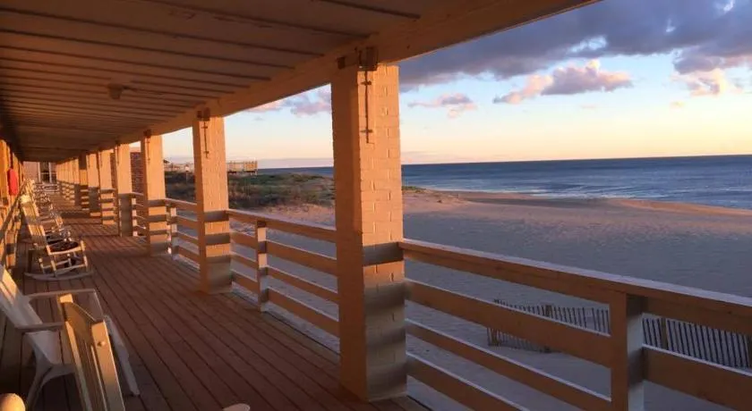 Outer Banks Motor Lodge - Image 1