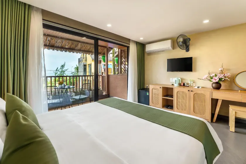 The Linh Seaside Villa Hoi An - Image 1