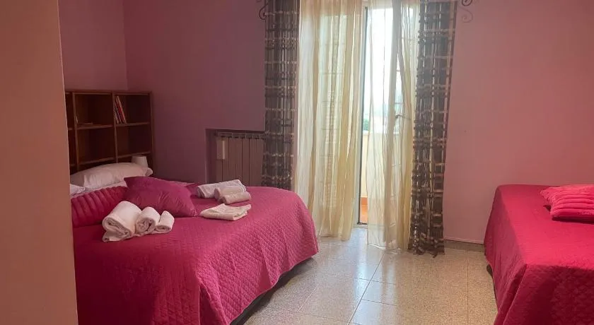 RoMi's house - Image 1