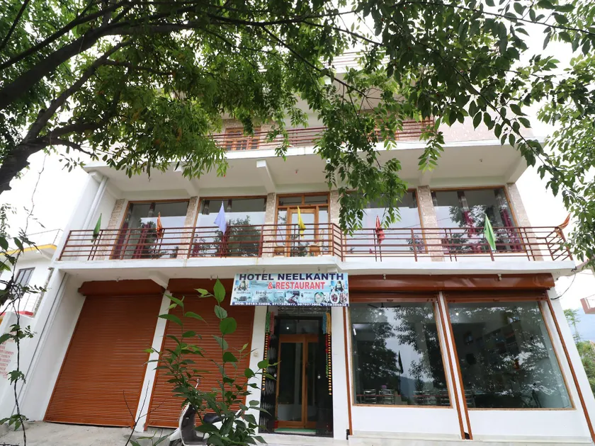 OYO 36089 Hotel Neelkanth - Image 1