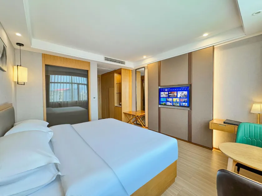 Berline International Hotel - Image 1