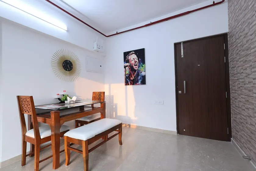 Premium 3BHK High-Floor | Near Goregaon Exhibition - Image 1