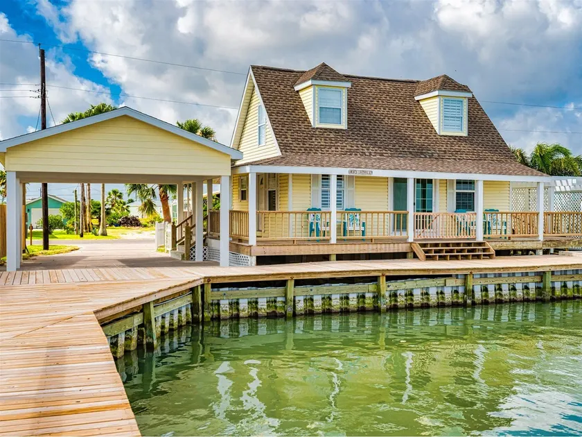 Bay Cottage - Image 1