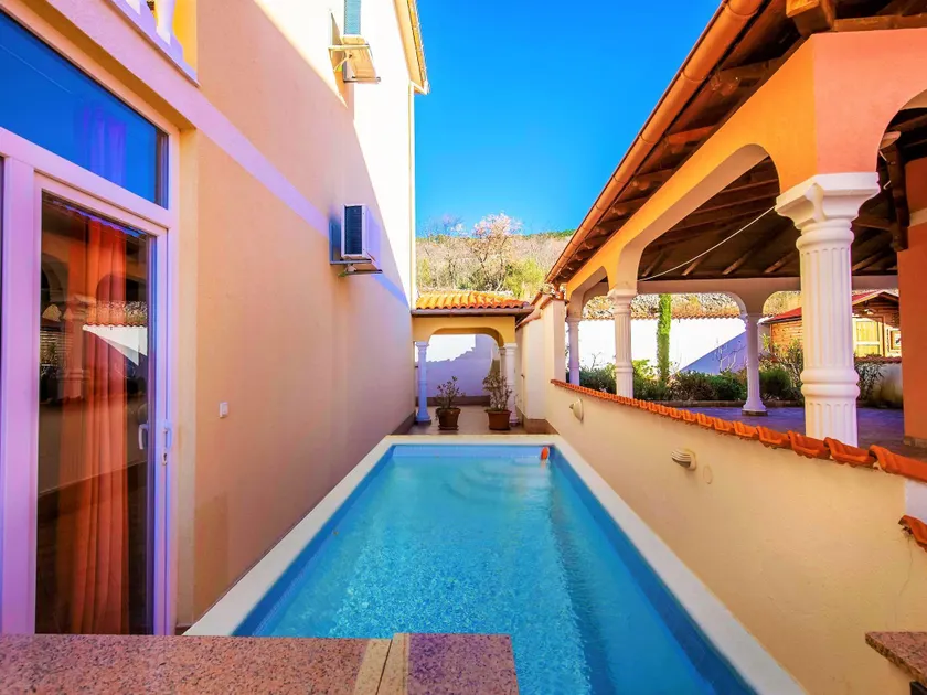 Beautiful Apartment in Dramalj Croatia with Swimming Pool - Image 1
