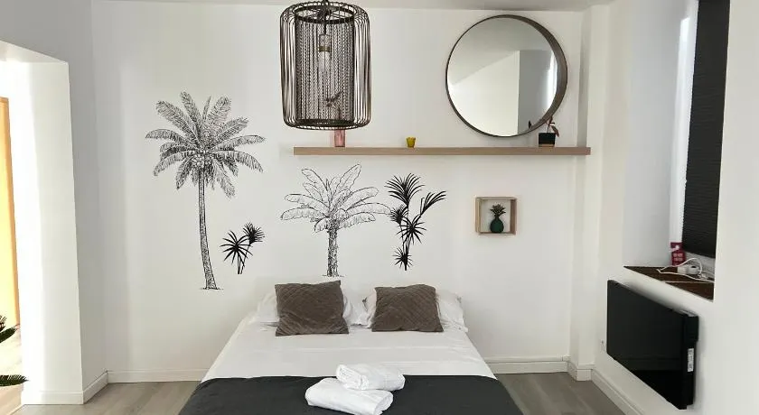 Grand 8 Appartement 5 lits Wi-Fi & Parking Saint Julien les Metz - Image 1