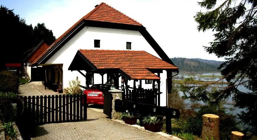 Apartment Šefic - Image 1