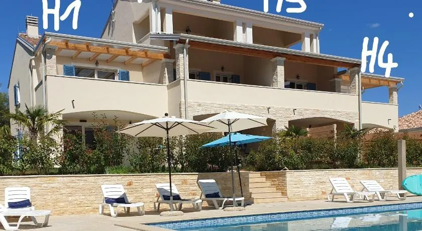 Sea Villas Residence - Image 1
