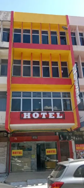 GEORGETOWN @ NEW WAVE HOTEL - Image 1