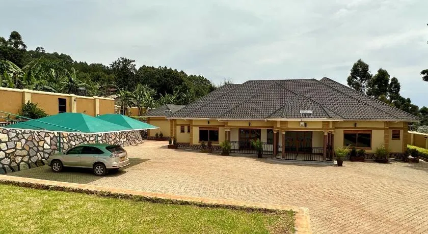 Makanga Hill Suites - Image 1