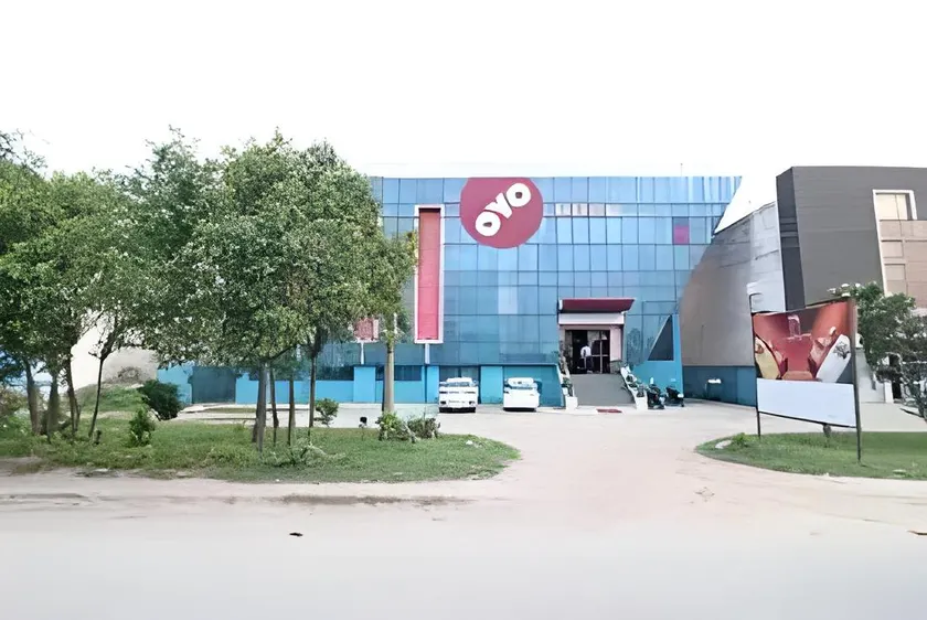 center point - Image 1