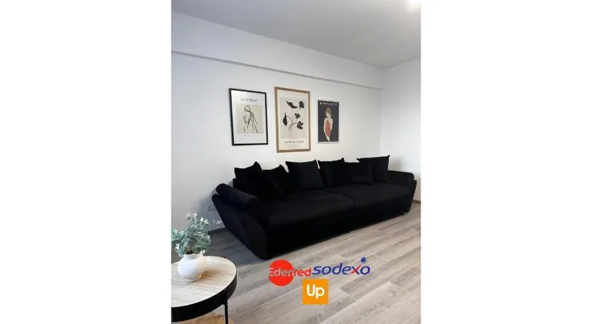 Luxury Studios Blvd. G. Enescu Suceava - Image 1
