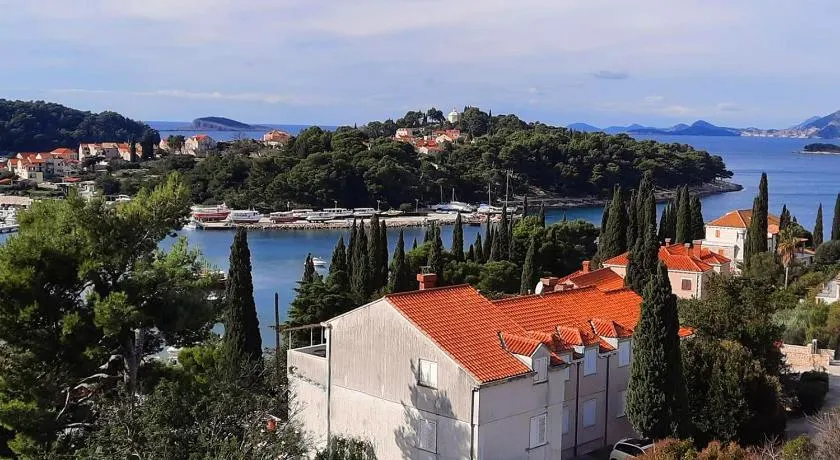 Apartments by the sea Cavtat, Dubrovnik - 18857 - Image 1