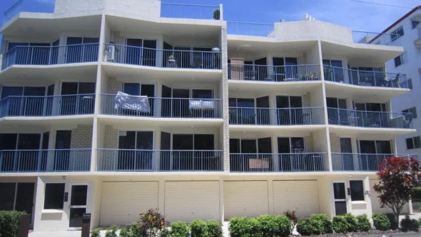 WINDBOURNE UNIT 8 - Image 1