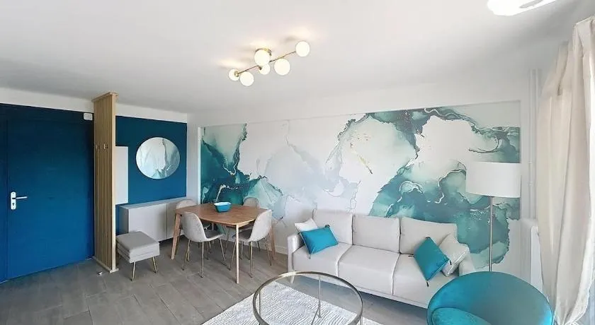 Beautiful 4 rooms sea airport - Image 1