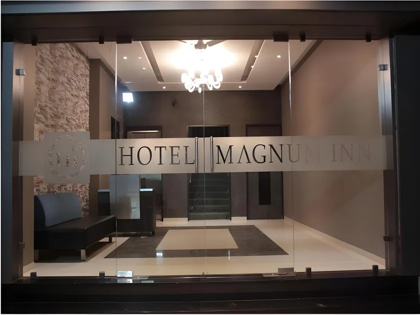 Hotel Magnum Inn - Image 1