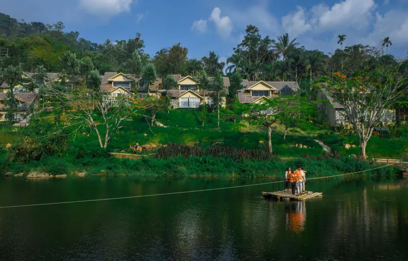 Blanket Riverside Resort and Spa - Image 1