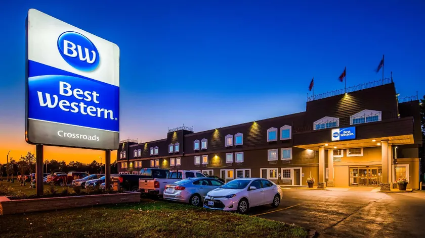 Best Western Thunder Bay Crossroads - Image 1