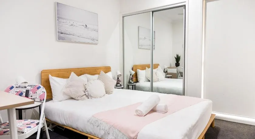 Standard Queen Room in Gregory Hills - Quaint Spot - Shared Bathroom - Image 1