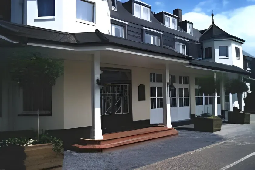 Hotel Schönau - Image 1