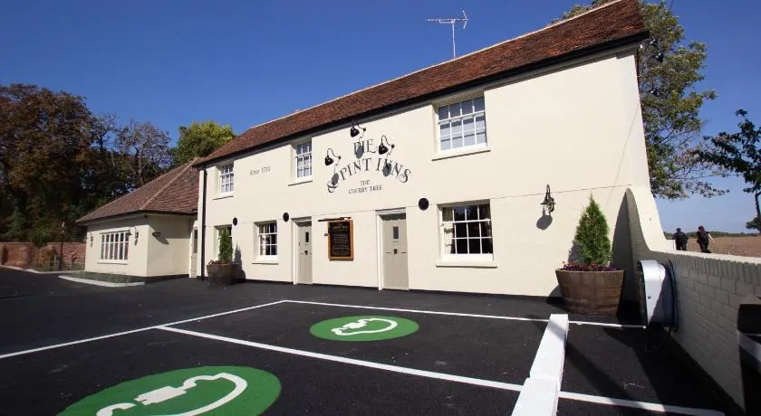 The Cherry Tree Rochford - Image 1