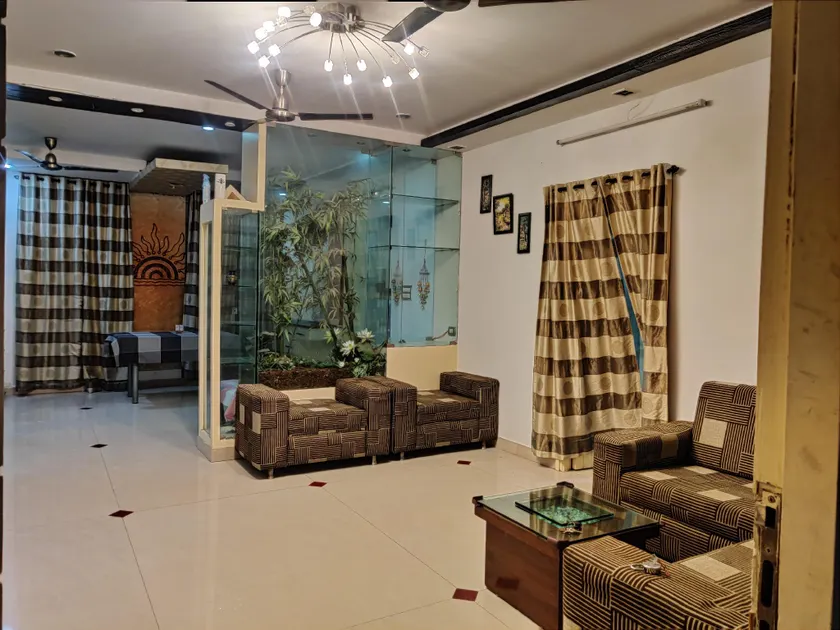 Amazing Home's - Image 1