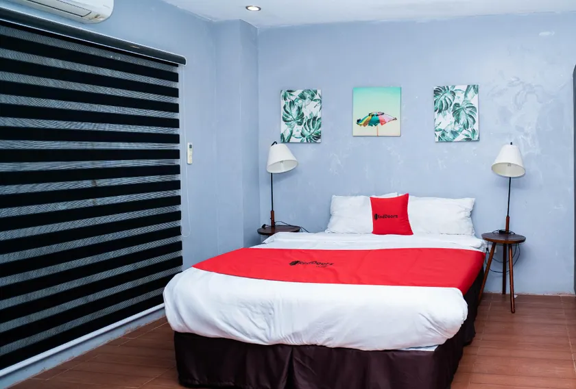 RedDoorz at Kopinos Tourist Inn Hotel - Image 1