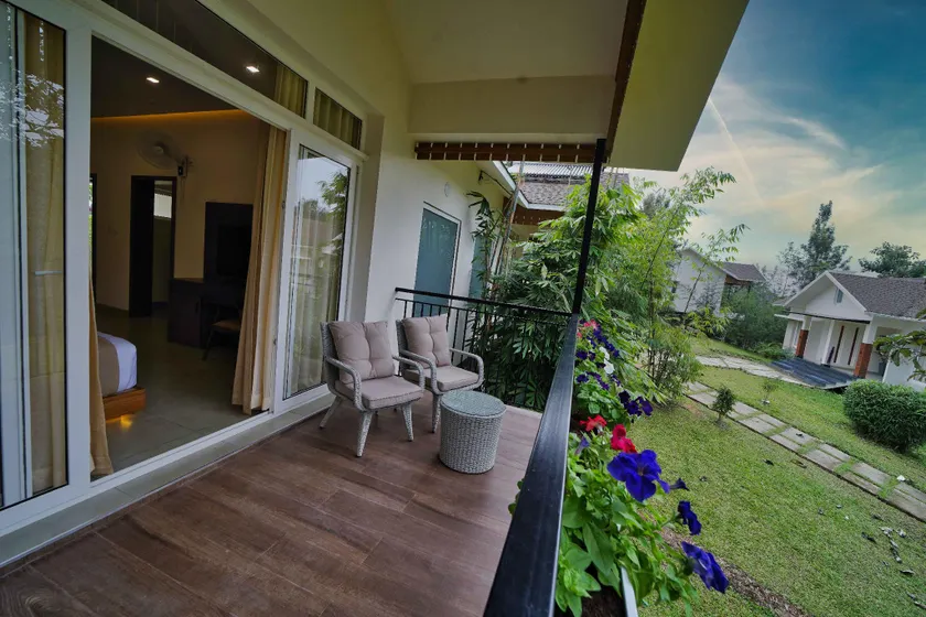 Jungle Bay Resorts & Spa - Image 1