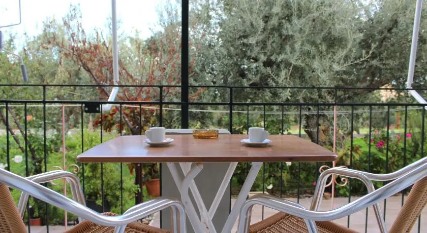 Rentoulia Apartments - Image 1