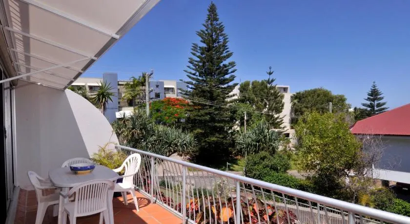 Bright & comfortable in quiet location - Image 1