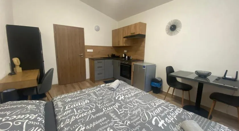 Černá Růže - Apartmán 3 - Image 1