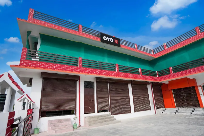 Hotel O by OYO Ayush And Restaurants - Image 1