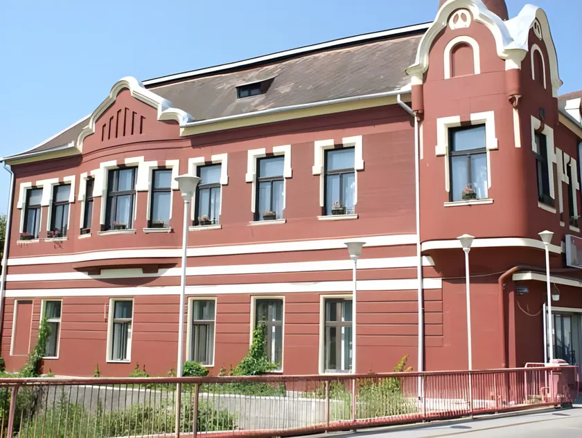 VILA Corviniana - Image 1