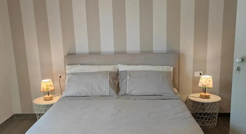 Rossetto e cocciolato - Stanza indipendente con bagno privato a Pesaro - Image 1