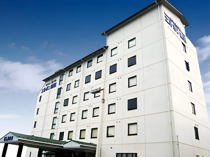 Budget hotel L Bonn Iida - Image 1